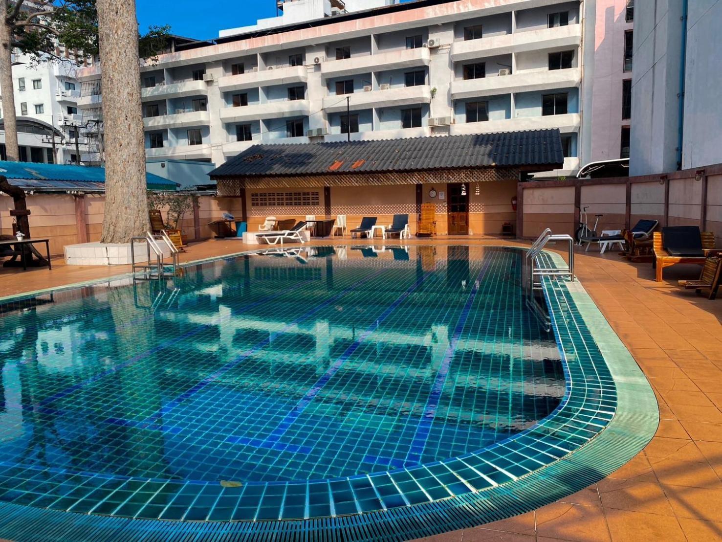 Hotel Pattaya Beach Экстерьер фото